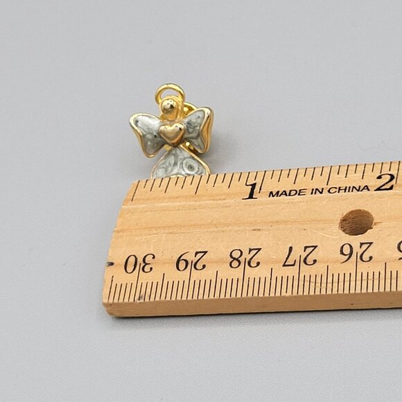 Mini CAMCO Hat Lapel Pin Angel With Heart Halo Gold Tone Enameled Vintage - Picture 6 of 6